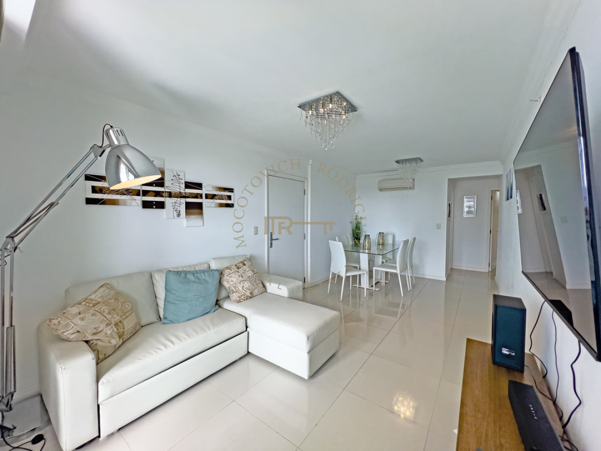 Apartamento ID.2502 - Apartamento en venta y alquiler en Mansa Punta del Este, 2 dormitorios, 3 baños