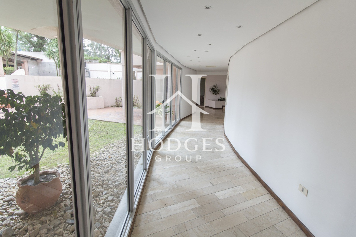 Apartamento ID.562 - Venta de apartamento en playa mansa - 2 dorm 2 baños Punta del Este