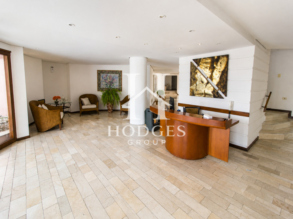 Apartamento ID.562 - Venta de apartamento en playa mansa - 2 dorm 2 baños Punta del Este