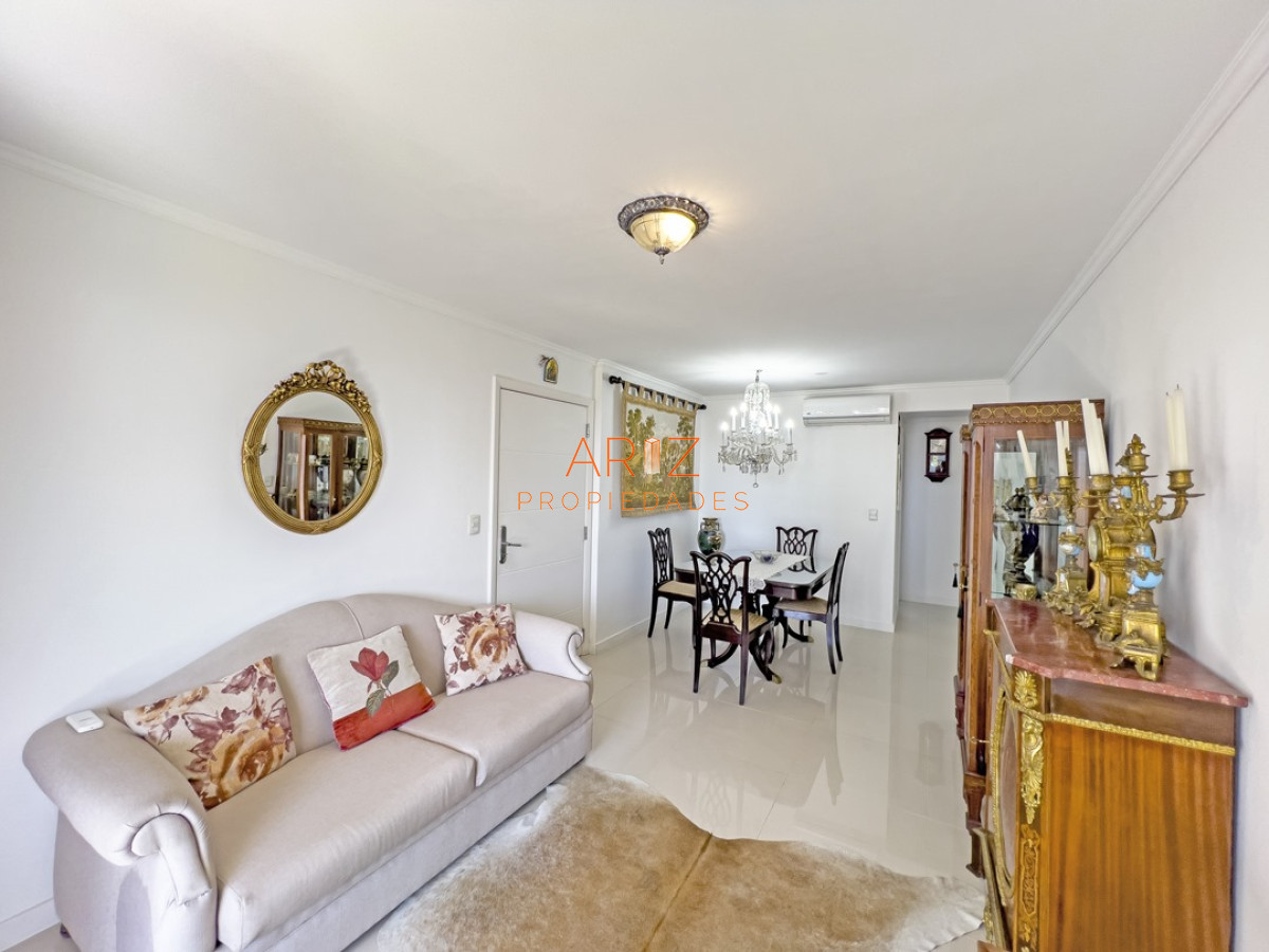 Apartamento ID.2117 - VENTA APARTAMENTO 2 DORMITORIOS 3 BAÑOS 2 EN SUITE PUNTA DEL ESTE MANSA A PASOS DEL MAR