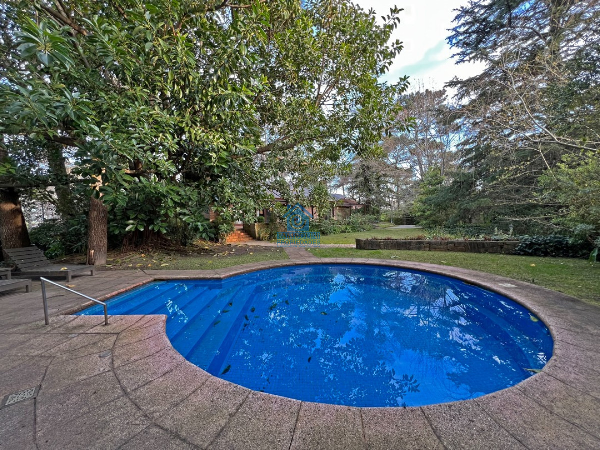 Casa ID.478 - Residencia en venta ubicada en la mansa - Punta del Este