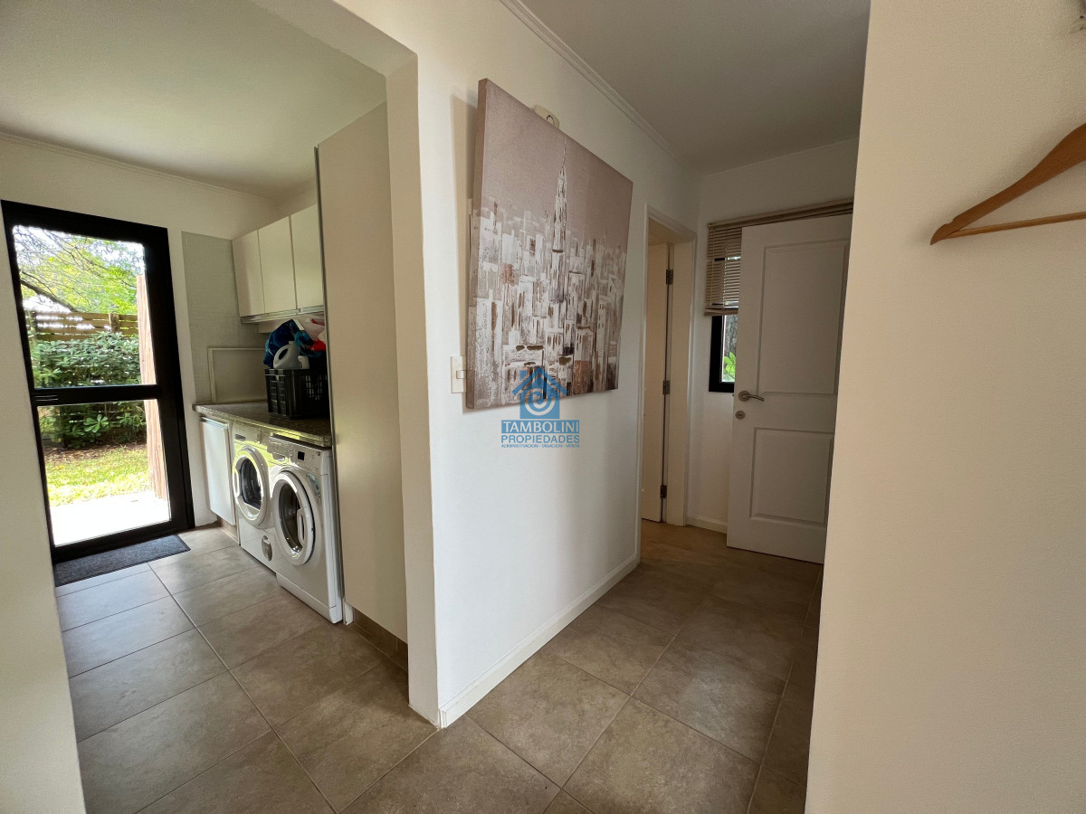 Casa ID.1220 - Alquiler anual y venta casa 2 dormitorios en Barrio privado