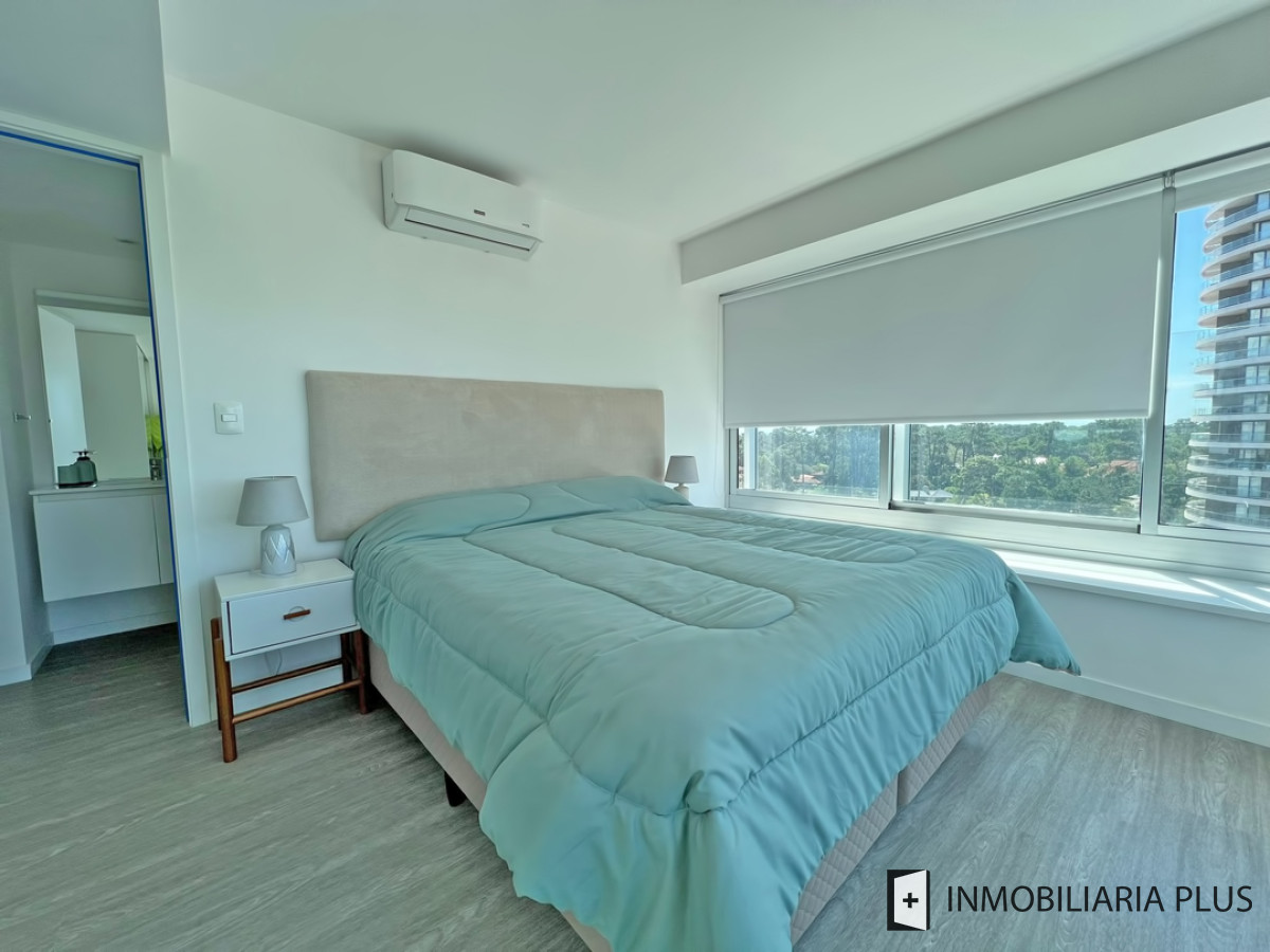 Apartamento ID.925 - Alquiler de Apartamento con Piscinas Climatizada cerrada y Exterior en Punta del Este