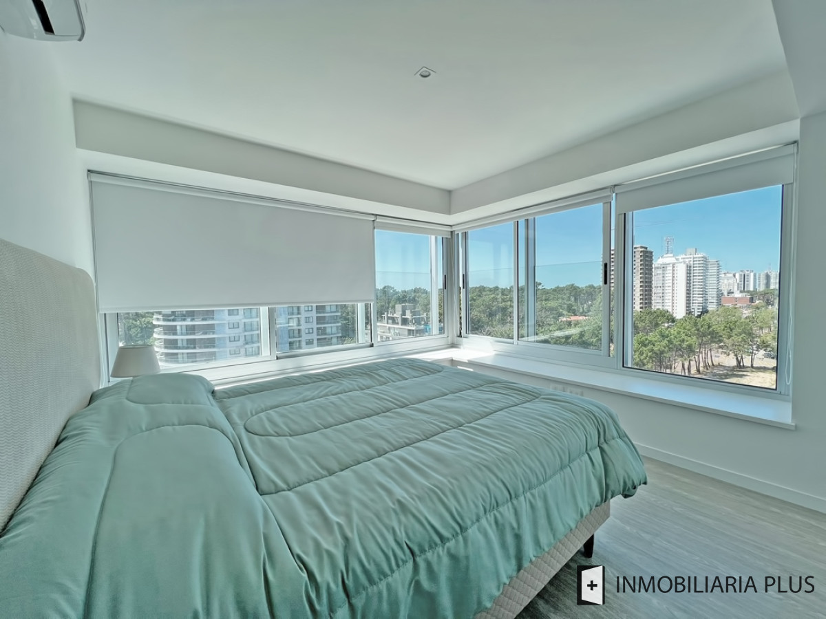 Apartamento ID.925 - Alquiler de Apartamento con Piscinas Climatizada cerrada y Exterior en Punta del Este