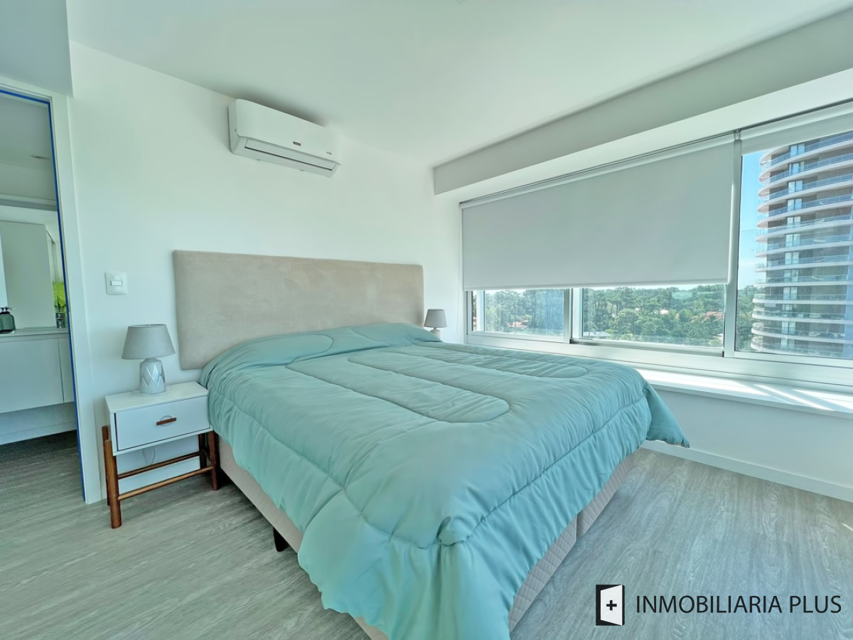 Apartamento ID.925 - Alquiler de Apartamento con Piscinas Climatizada cerrada y Exterior en Punta del Este