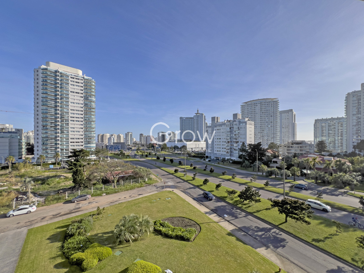 Apartamento ID.3480 - 2 dormitorios en edificio moderno a pasos de mansa