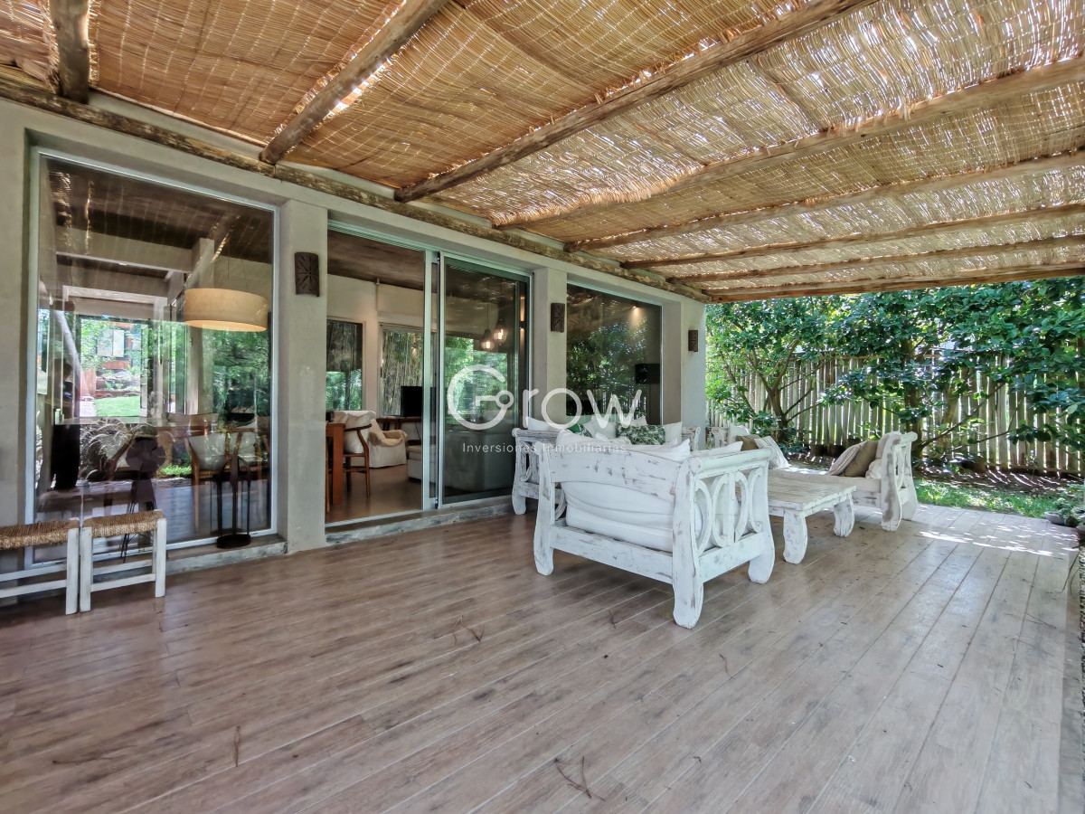 Casa ID.2078 - Casa en Barrio privado en venta 
