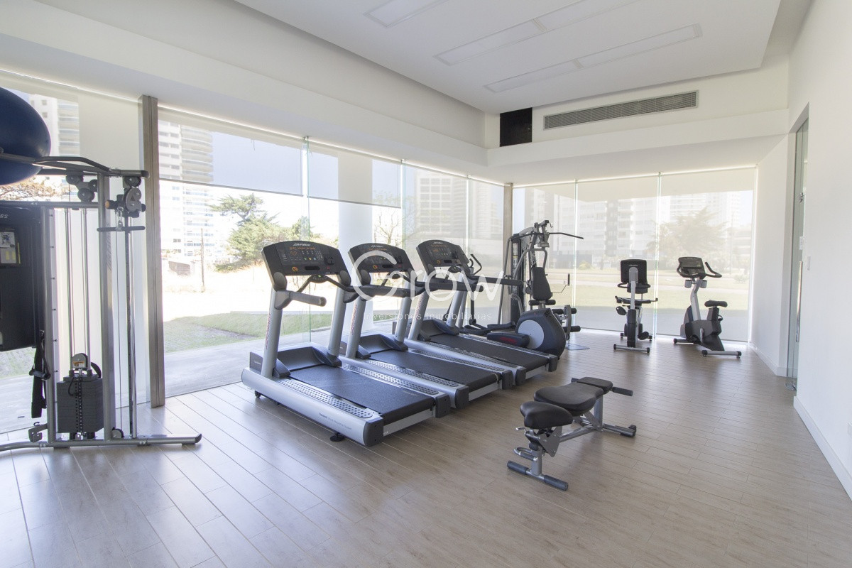 Apartamento ID.3480 - 2 dormitorios en edificio moderno a pasos de mansa