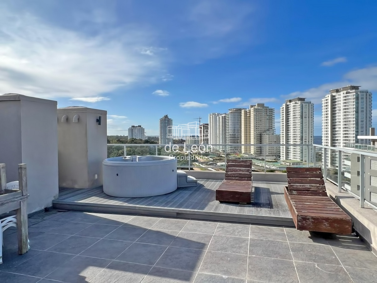 Apartamento ID.15182 - Departamento de 2 dormitorios en Punta del Este