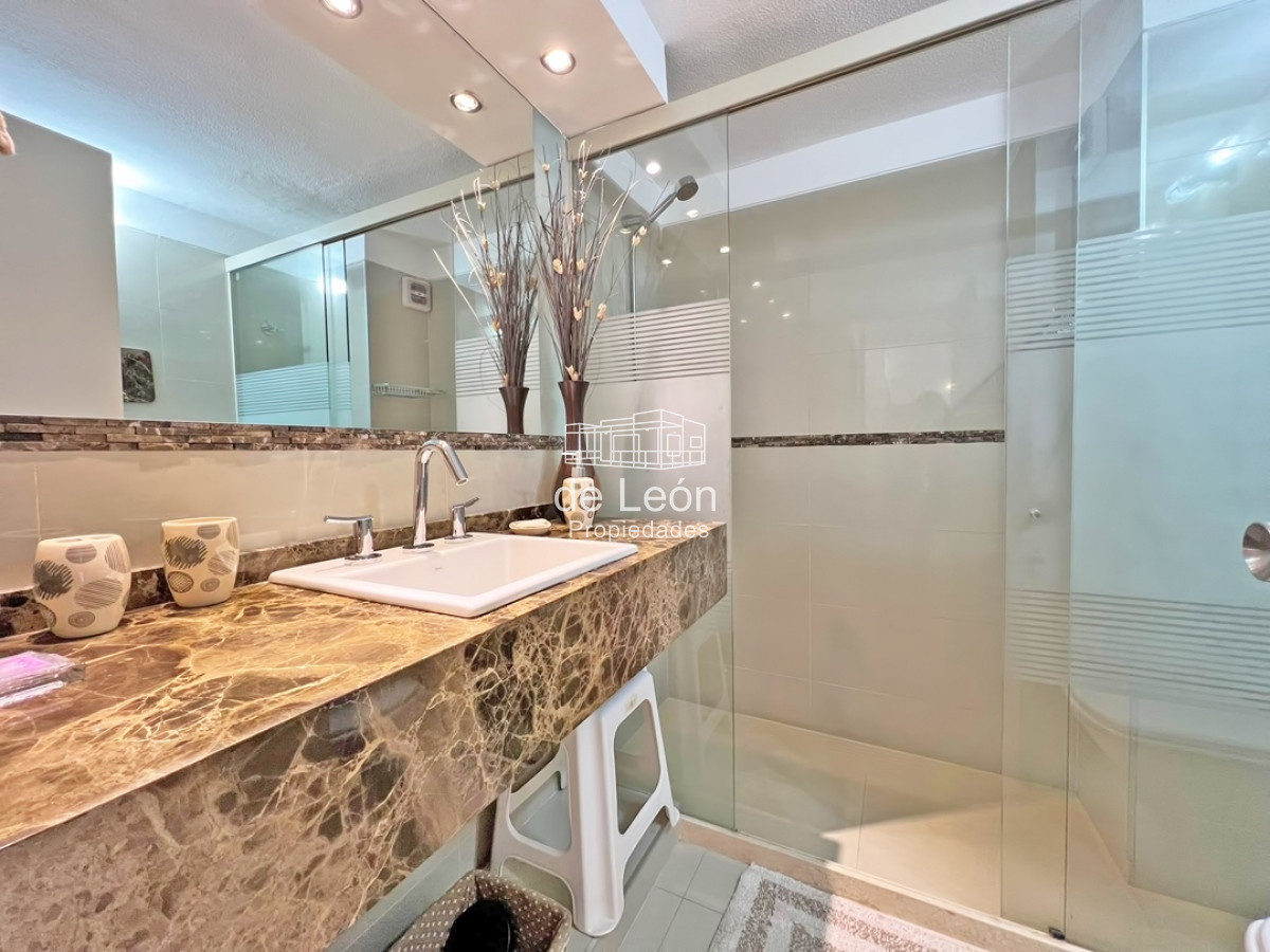 Apartamento ID.15183 - Apartamento en venta y alquiler en Brava Punta del Este, 2 dormitorios, 3 baños