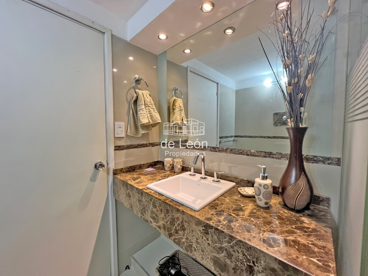 Apartamento ID.15183 - Apartamento en venta y alquiler en Brava Punta del Este, 2 dormitorios, 3 baños