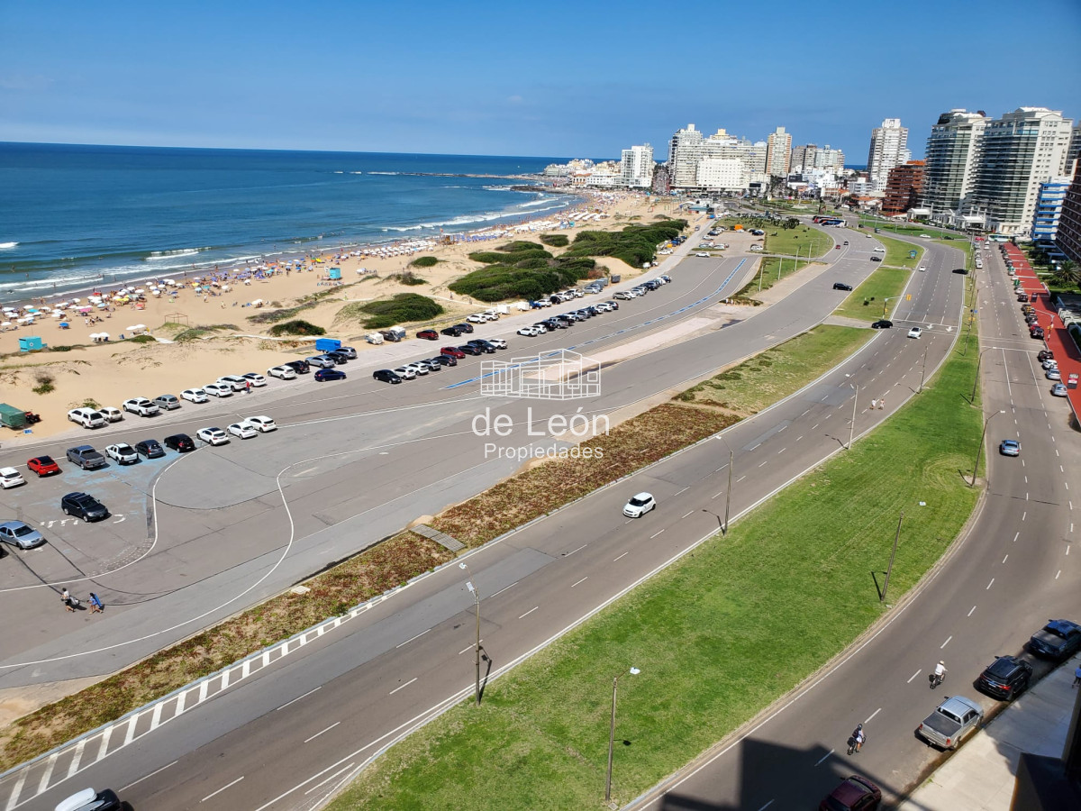 Apartamento ID.15183 - Apartamento en venta y alquiler en Brava Punta del Este, 2 dormitorios, 3 baños