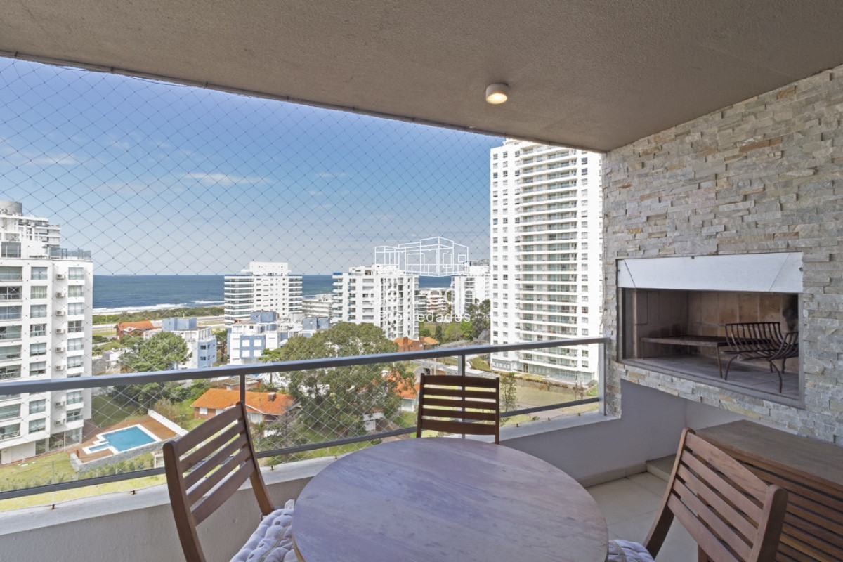 Apartamento ID.15182 - Departamento de 2 dormitorios en Punta del Este
