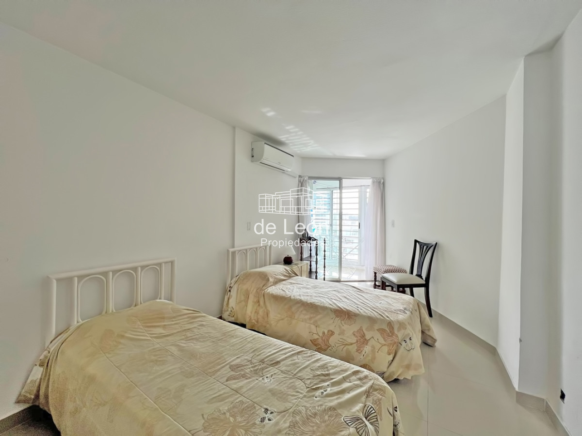 Apartamento ID.15183 - Apartamento en venta y alquiler en Brava Punta del Este, 2 dormitorios, 3 baños