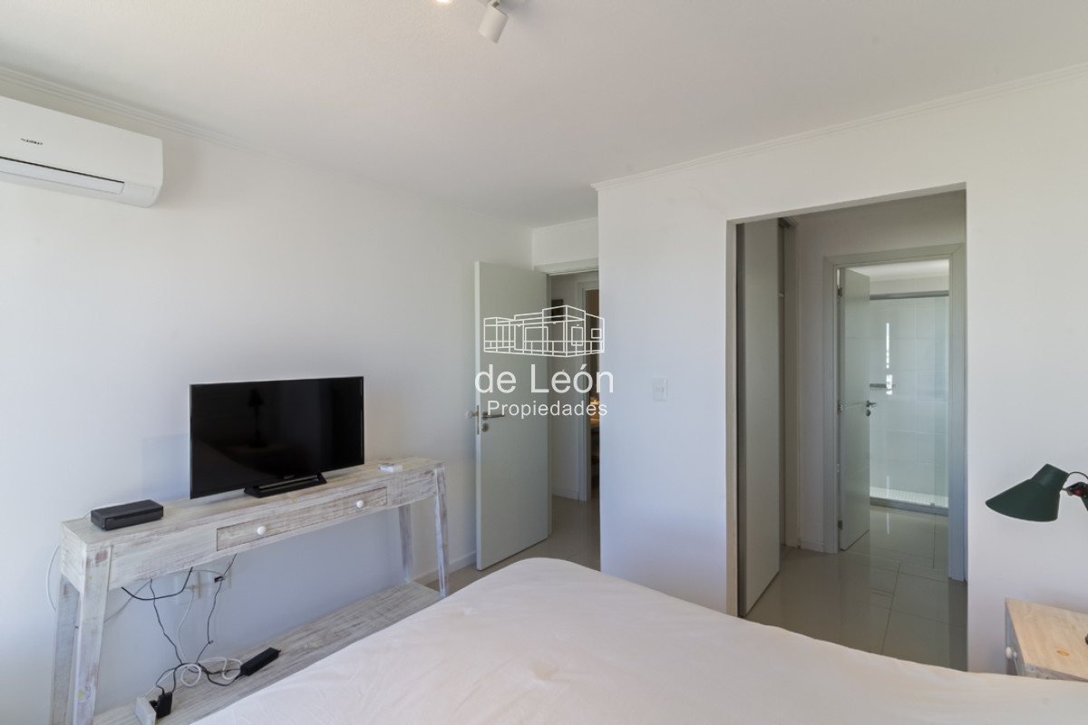 Apartamento ID.15182 - Departamento de 2 dormitorios en Punta del Este