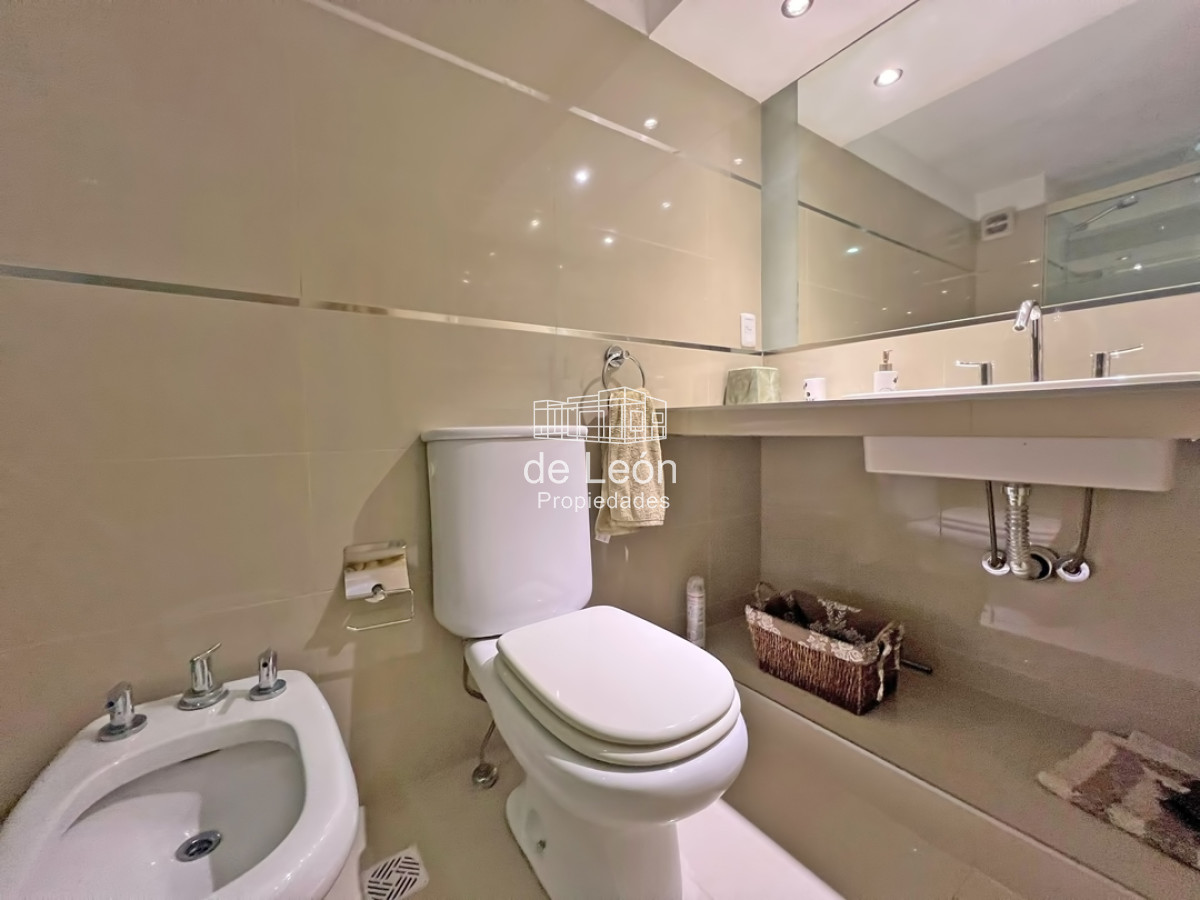 Apartamento ID.15183 - Apartamento en venta y alquiler en Brava Punta del Este, 2 dormitorios, 3 baños