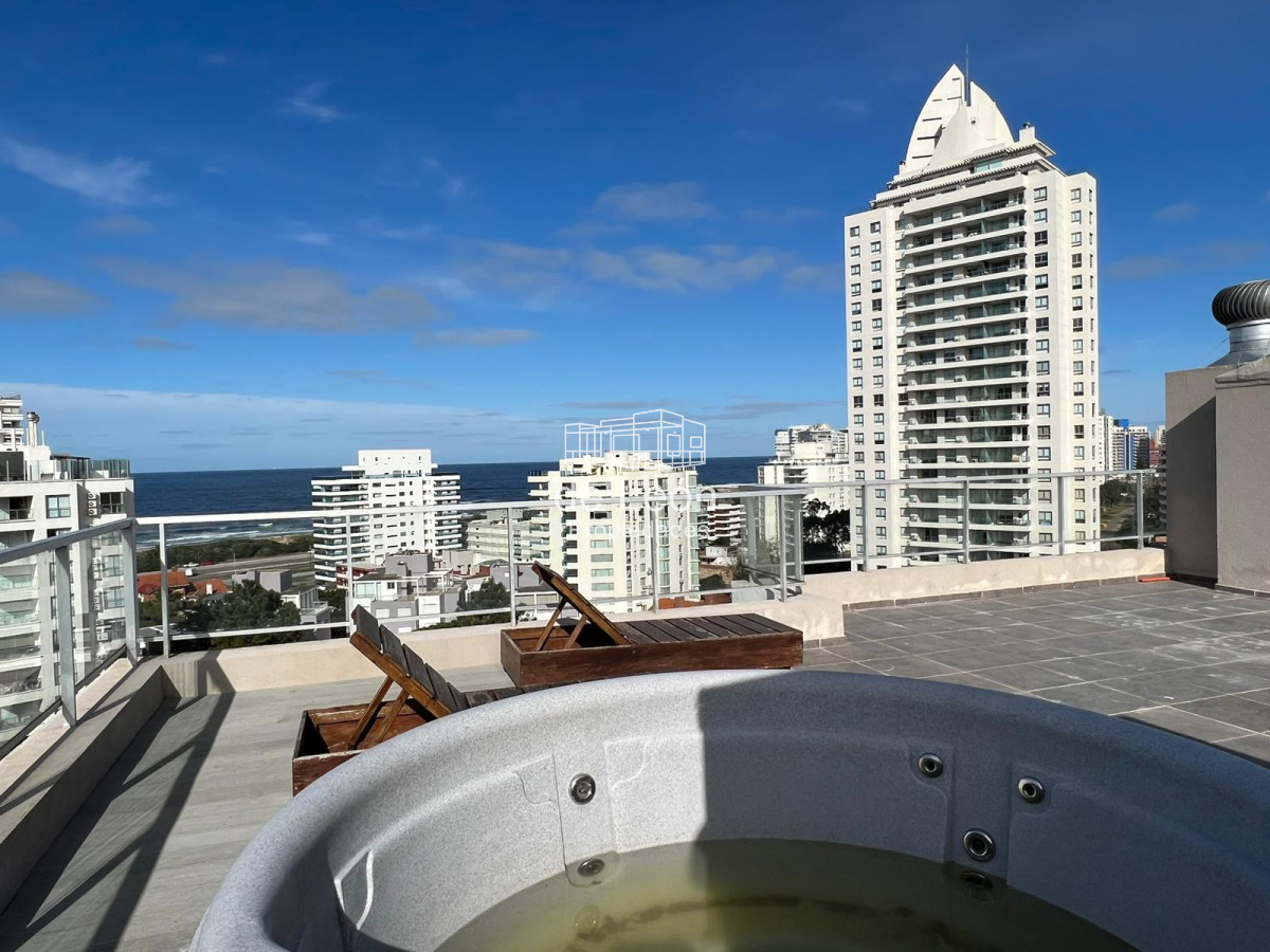 Apartamento ID.15182 - Departamento de 2 dormitorios en Punta del Este
