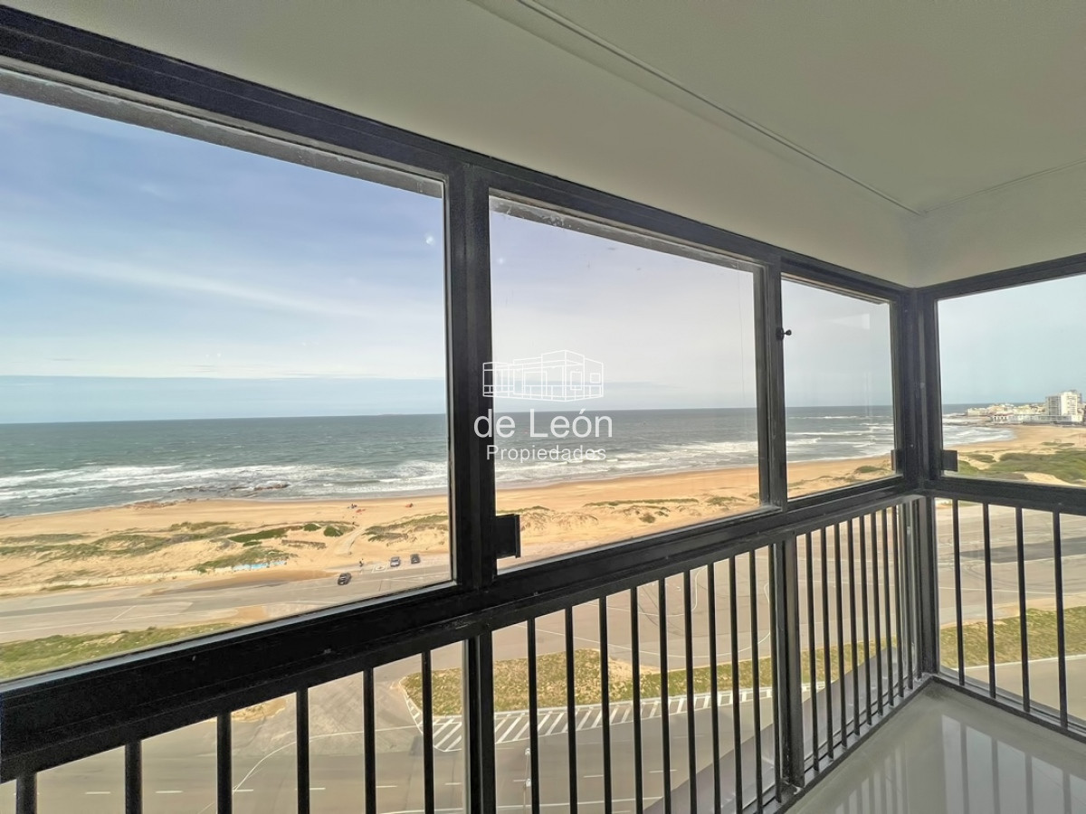 Apartamento ID.15183 - Apartamento en venta y alquiler en Brava Punta del Este, 2 dormitorios, 3 baños