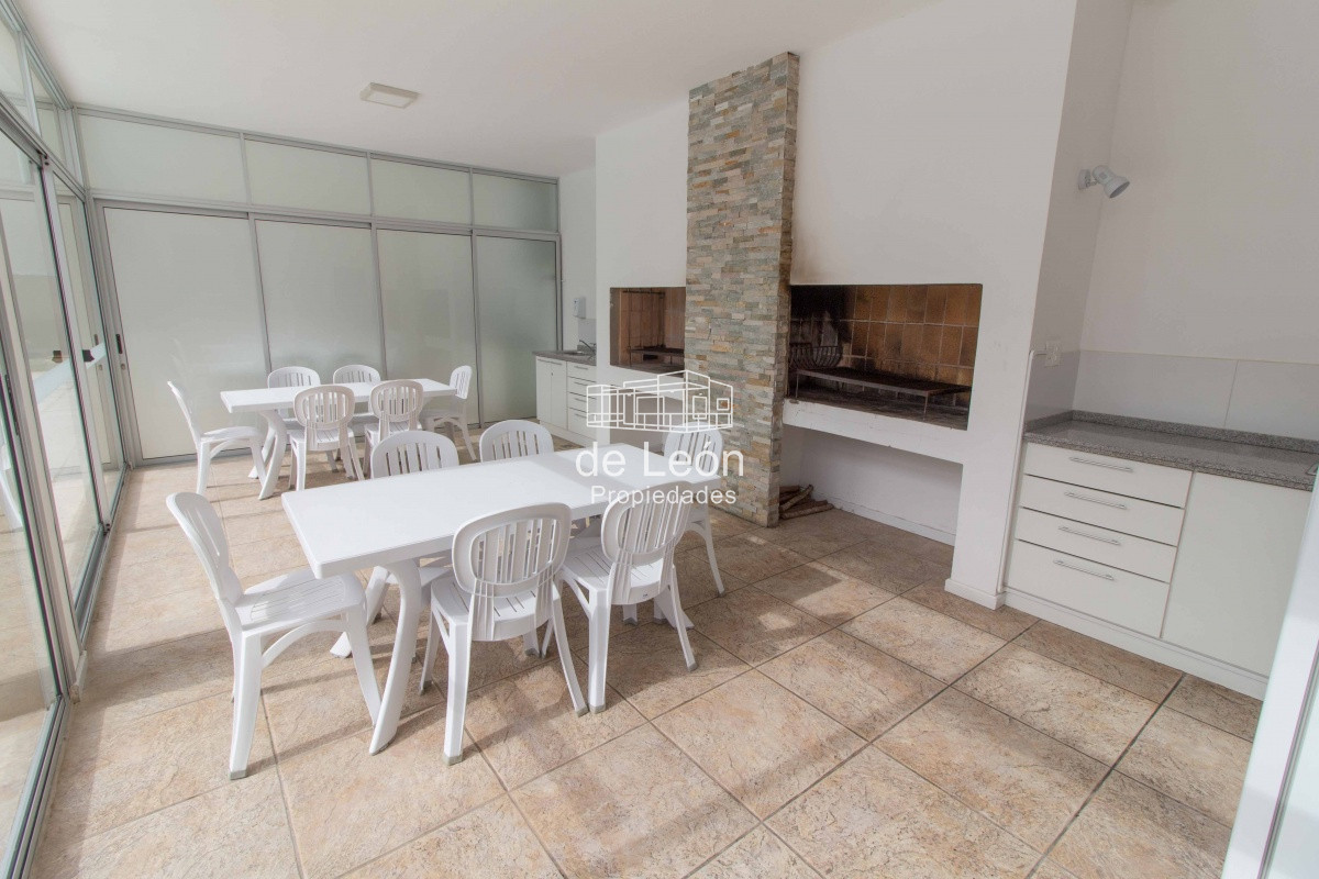 Apartamento ID.15182 - Departamento de 2 dormitorios en Punta del Este