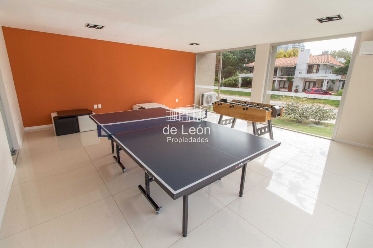Apartamento ID.15182 - Departamento de 2 dormitorios en Punta del Este