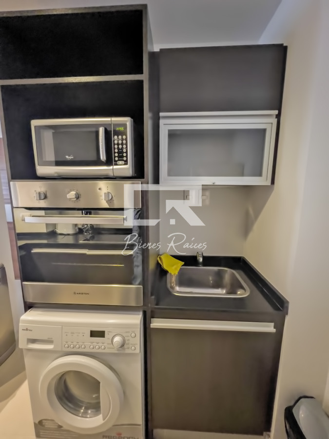 Apartamento ID.824 - Apartamento en venta y alquiler en Brava Punta del Este, 2 dormitorios, 2 baños