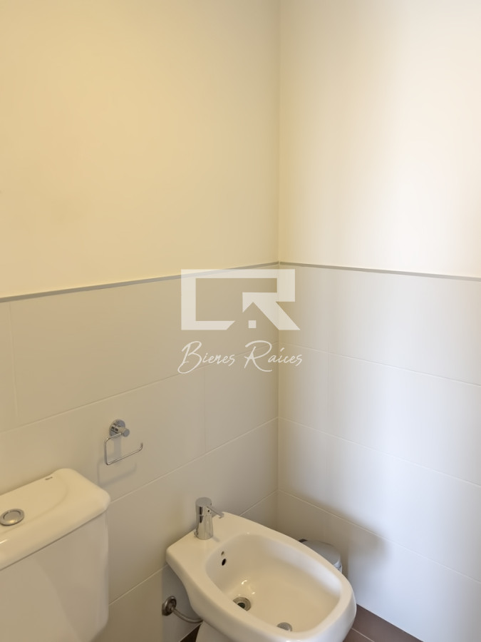 Apartamento ID.824 - Apartamento en venta y alquiler en Brava Punta del Este, 2 dormitorios, 2 baños