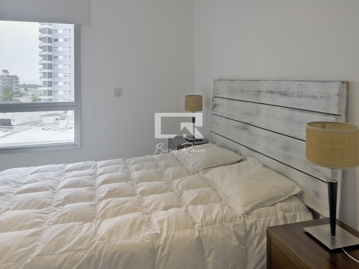 Apartamento ID.824 - Apartamento en venta y alquiler en Brava Punta del Este, 2 dormitorios, 2 baños