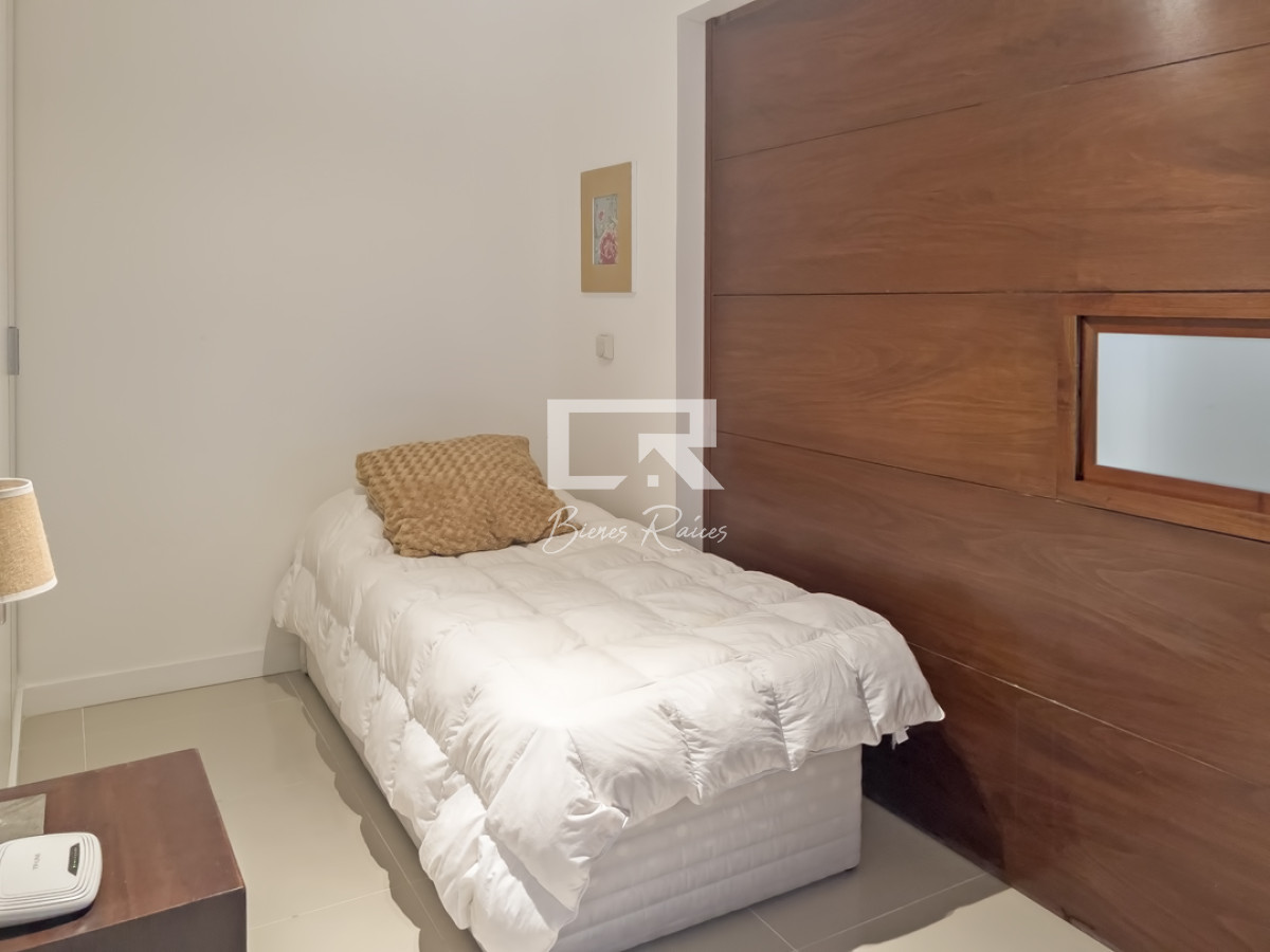 Apartamento ID.824 - Apartamento en venta y alquiler en Brava Punta del Este, 2 dormitorios, 2 baños