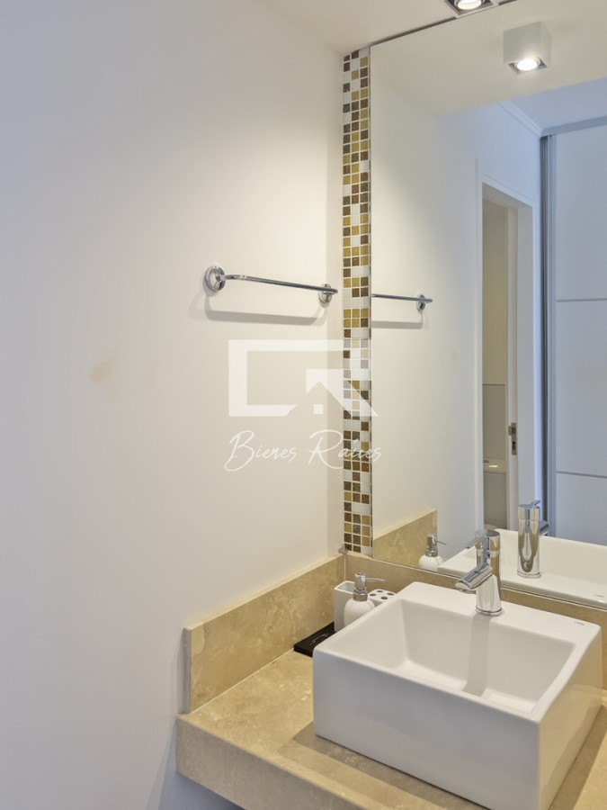 Apartamento ID.824 - Apartamento en venta y alquiler en Brava Punta del Este, 2 dormitorios, 2 baños