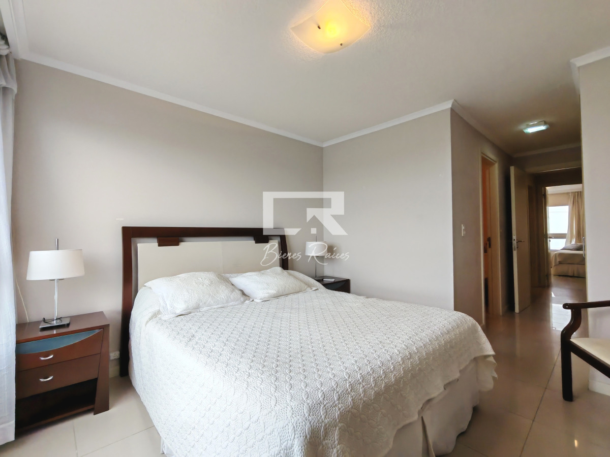 Apartamento ID.862 - Venta Apartamento Ocean Drive 2 dormitorios Punta del Este