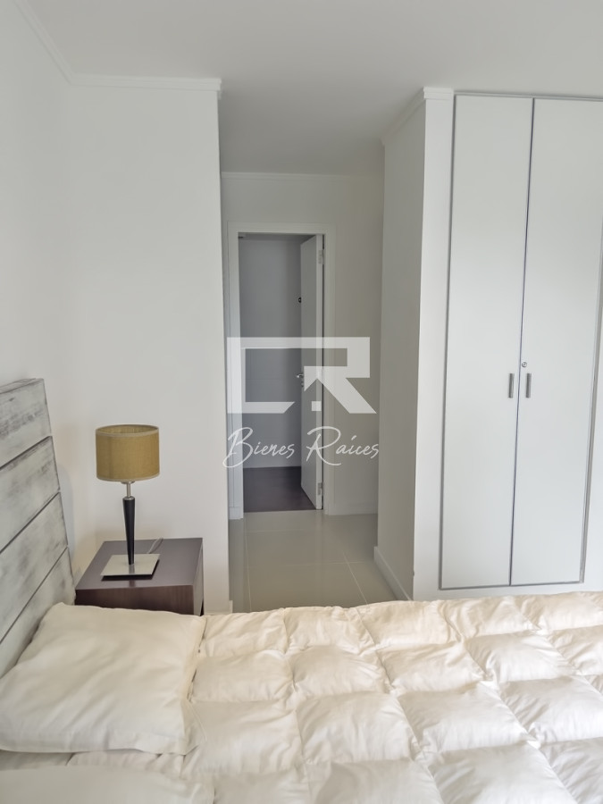 Apartamento ID.824 - Apartamento en venta y alquiler en Brava Punta del Este, 2 dormitorios, 2 baños