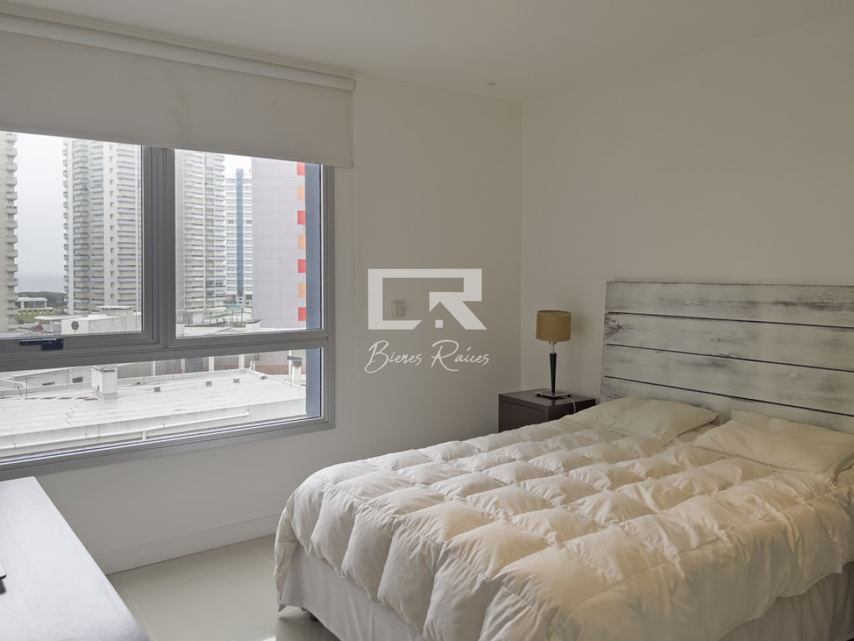 Apartamento ID.824 - Apartamento en venta y alquiler en Brava Punta del Este, 2 dormitorios, 2 baños