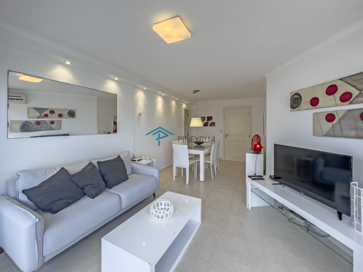 Apartamento ID.216 - Departamento 2 dormitorios en Venta en Punta del Este