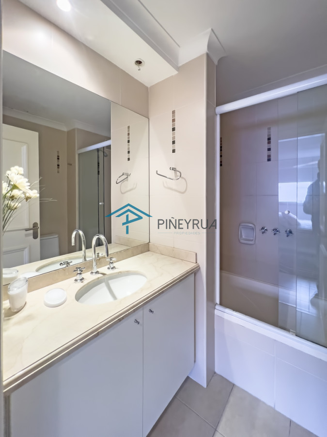 Apartamento ID.216 - Departamento 2 dormitorios en Venta en Punta del Este