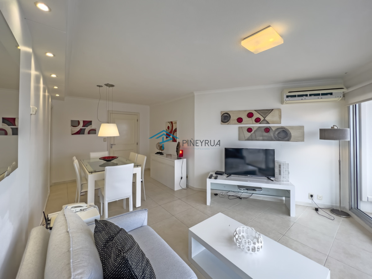 Apartamento ID.216 - Departamento 2 dormitorios en Venta en Punta del Este