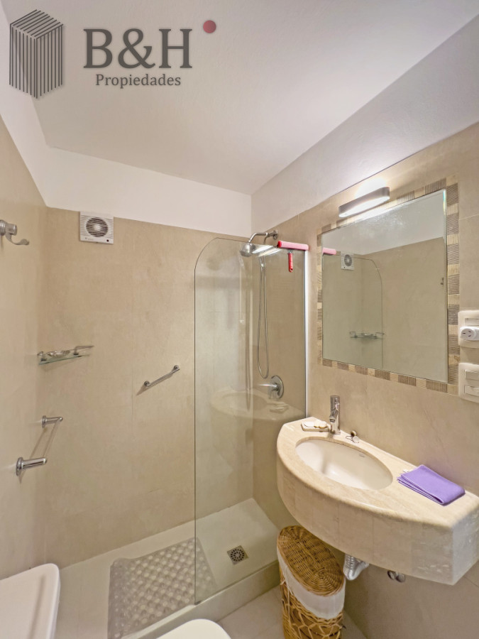 Apartamento ID.1385 - Peninsula con vista al Puerto 