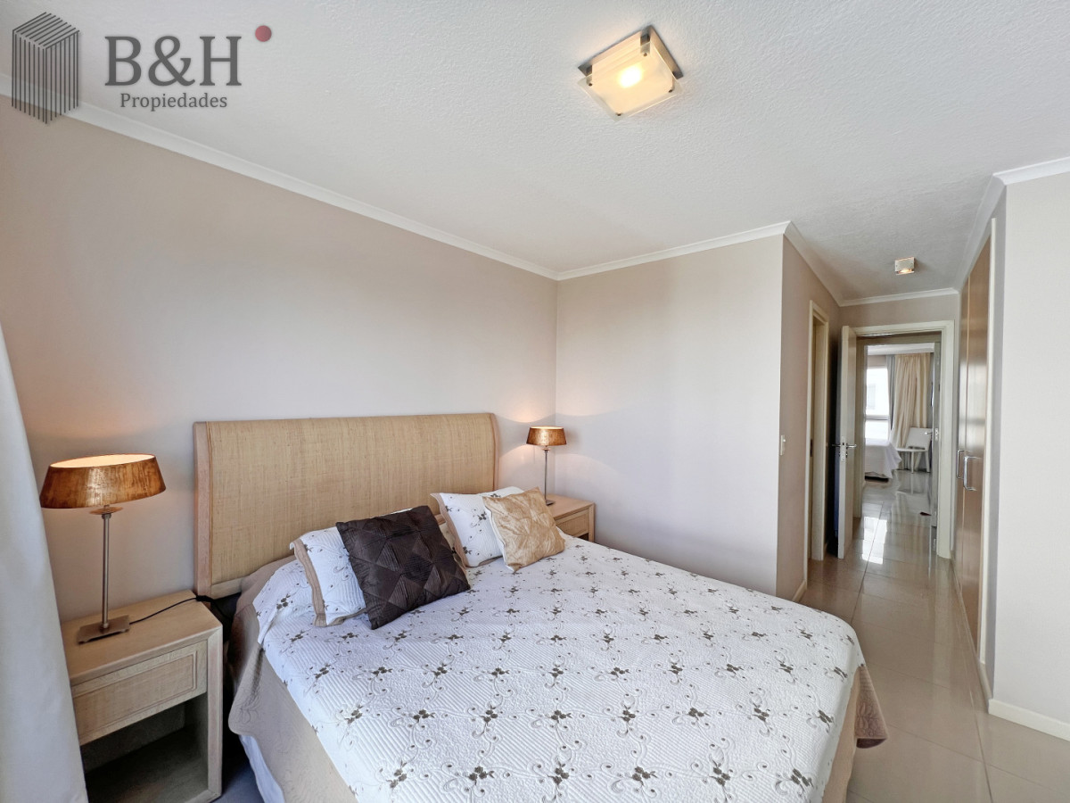Apartamento ID.7086 - Ocean Drive en venta 4 dormitorios