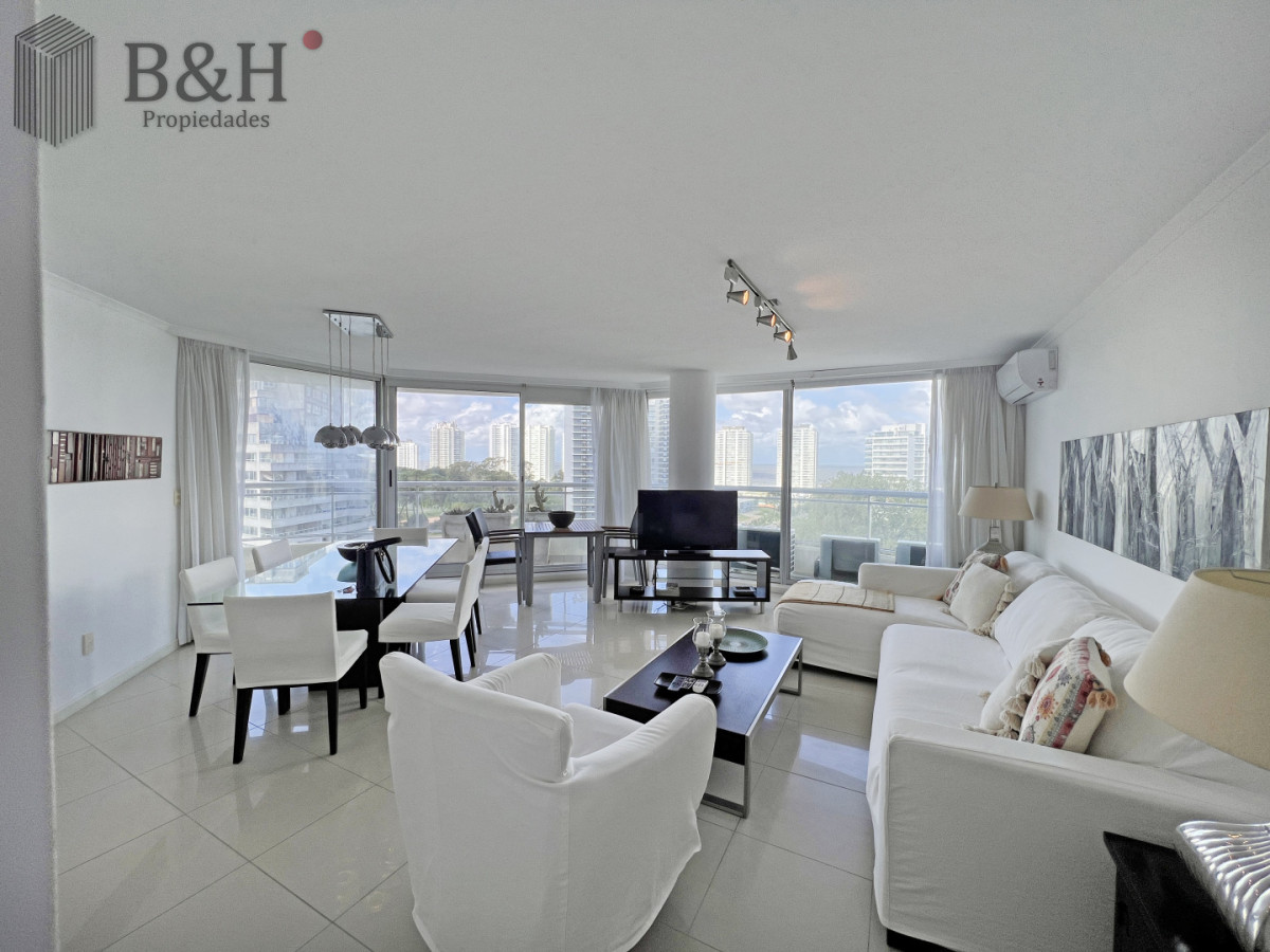 Apartamento ID.7086 - Ocean Drive en venta 4 dormitorios