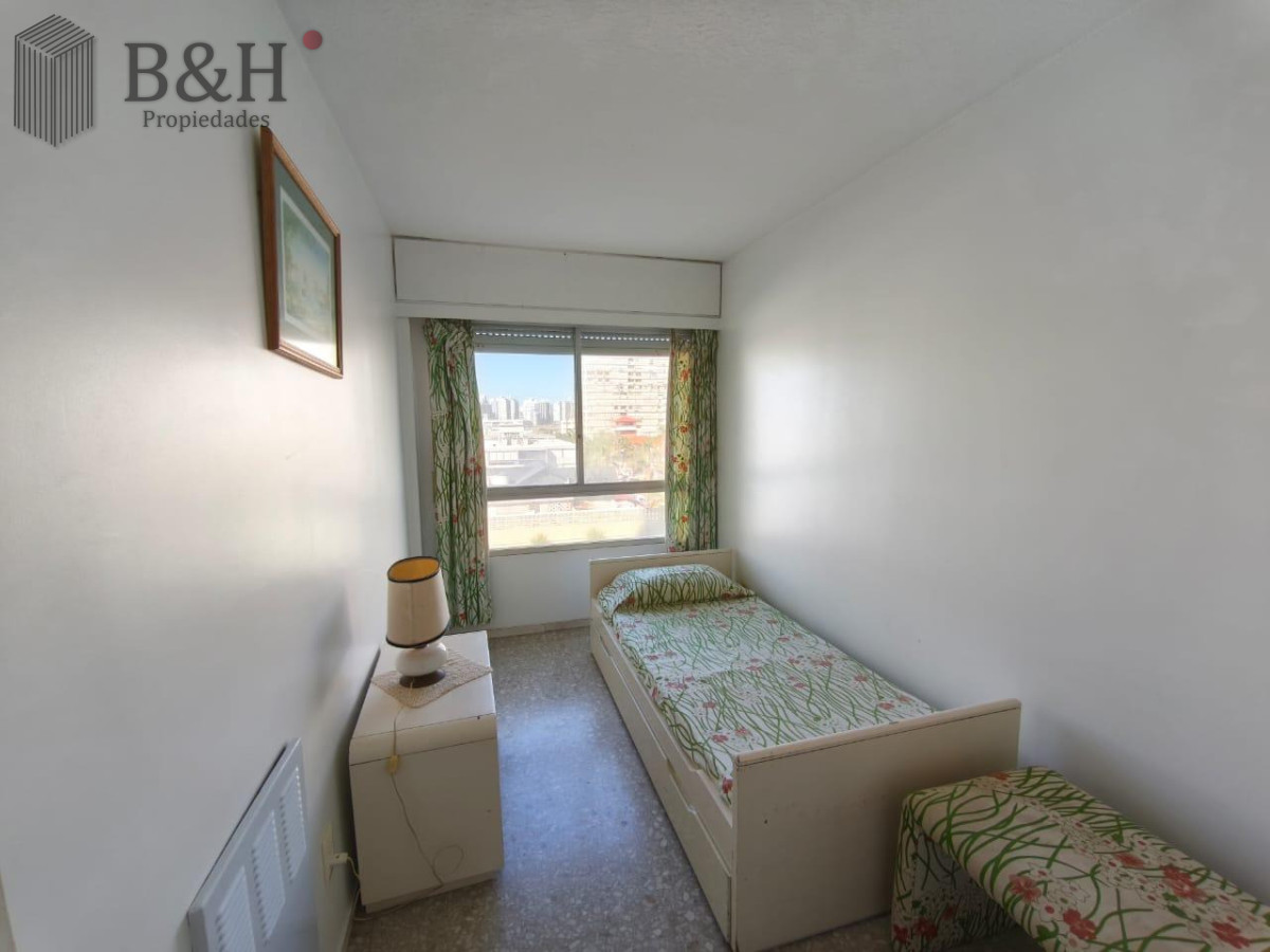 Apartamento ID.7364 - Apartamento EN VENTA - 3 dormitorios en Península - Punta del Este