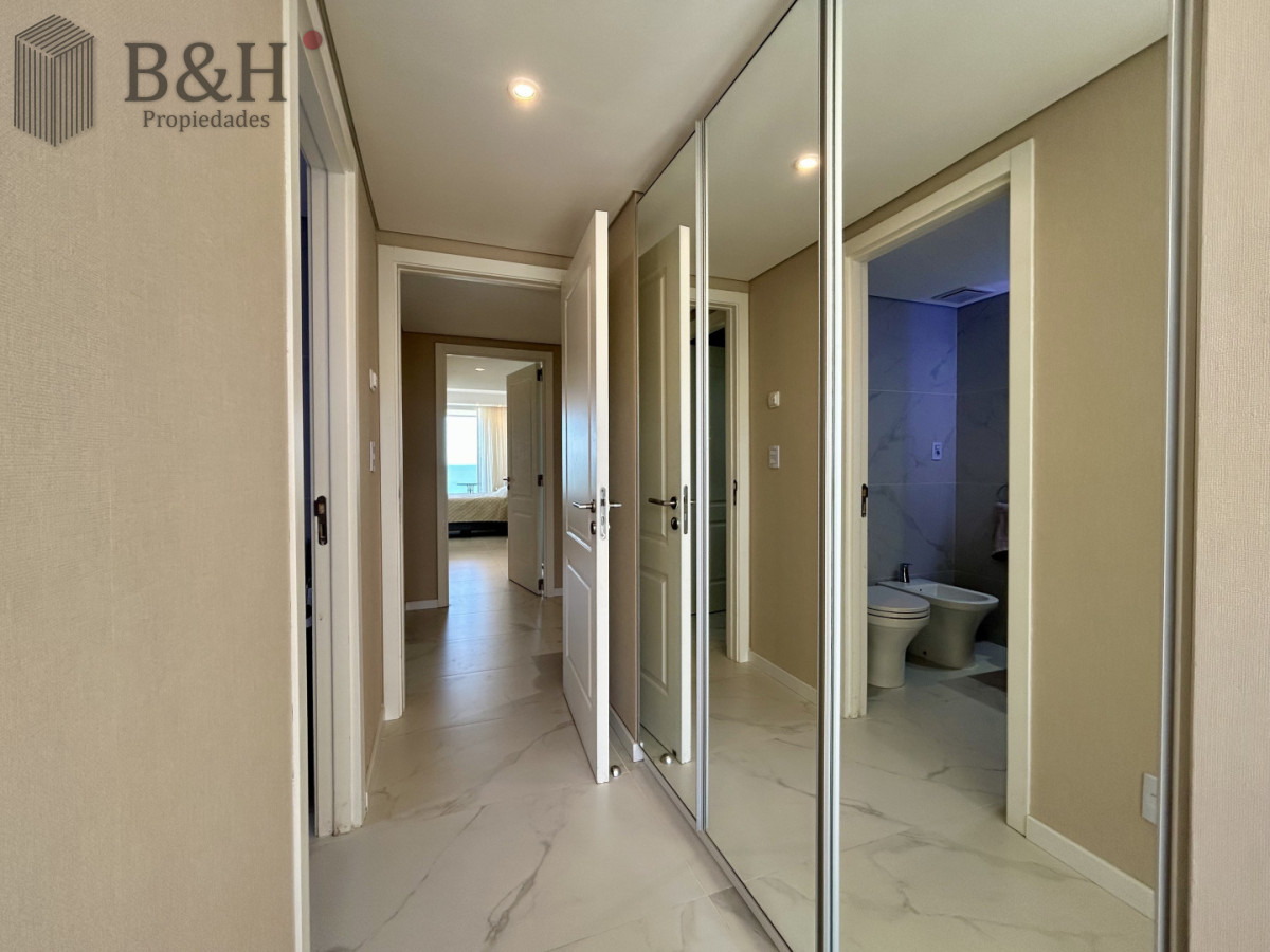 Apartamento ID.7212 - Apartamento en venta en primera linea al mar 