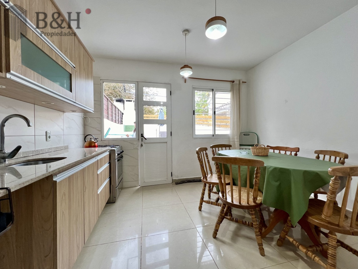 Casa ID.7975 - Casa Alquiler Anual 2 dormitorios Playa Mansa 