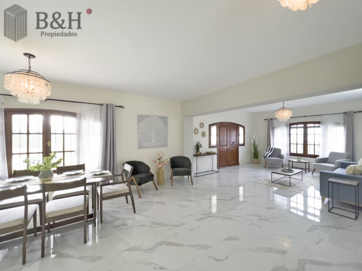 Casa ID.1758 - Excelente propiedad ubicada a pasos del mar. 