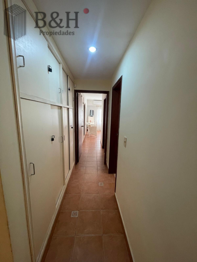 Casa ID.5412 - Casa 4 dormitorios en Venta, Alquiler anual y de verano