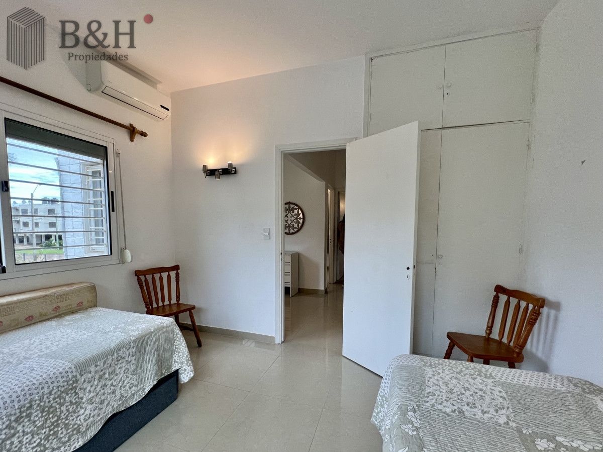 Casa ID.7975 - Casa Alquiler Anual 2 dormitorios Playa Mansa 