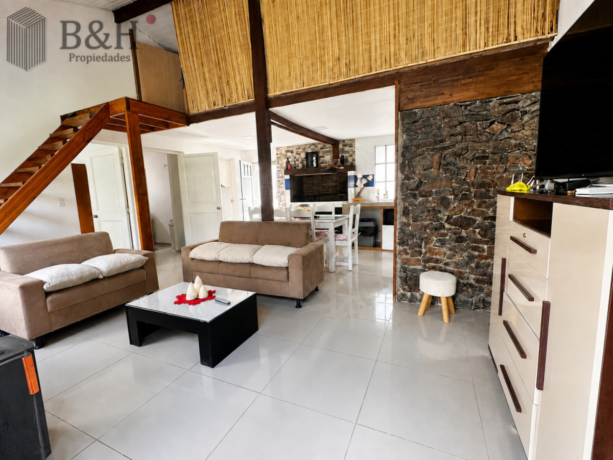 Casa ID.7776 - Casa 4 dormitorios alquiler anual Pinares