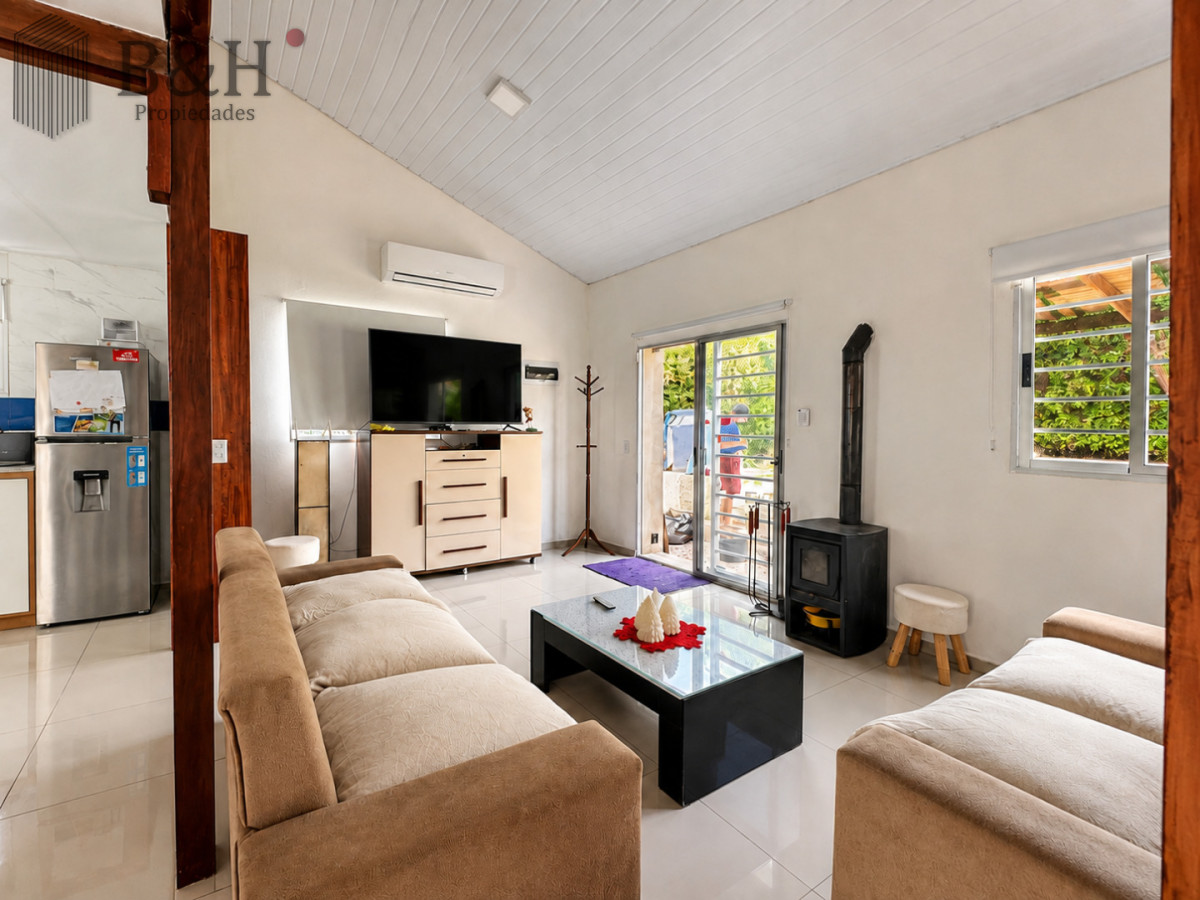 Casa ID.7776 - Casa 4 dormitorios alquiler anual Pinares