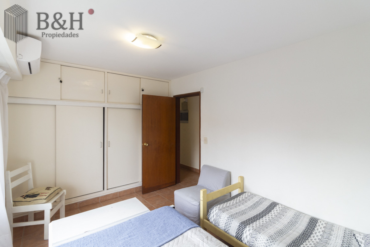 Casa ID.5412 - Casa 4 dormitorios en Venta, Alquiler anual y de verano