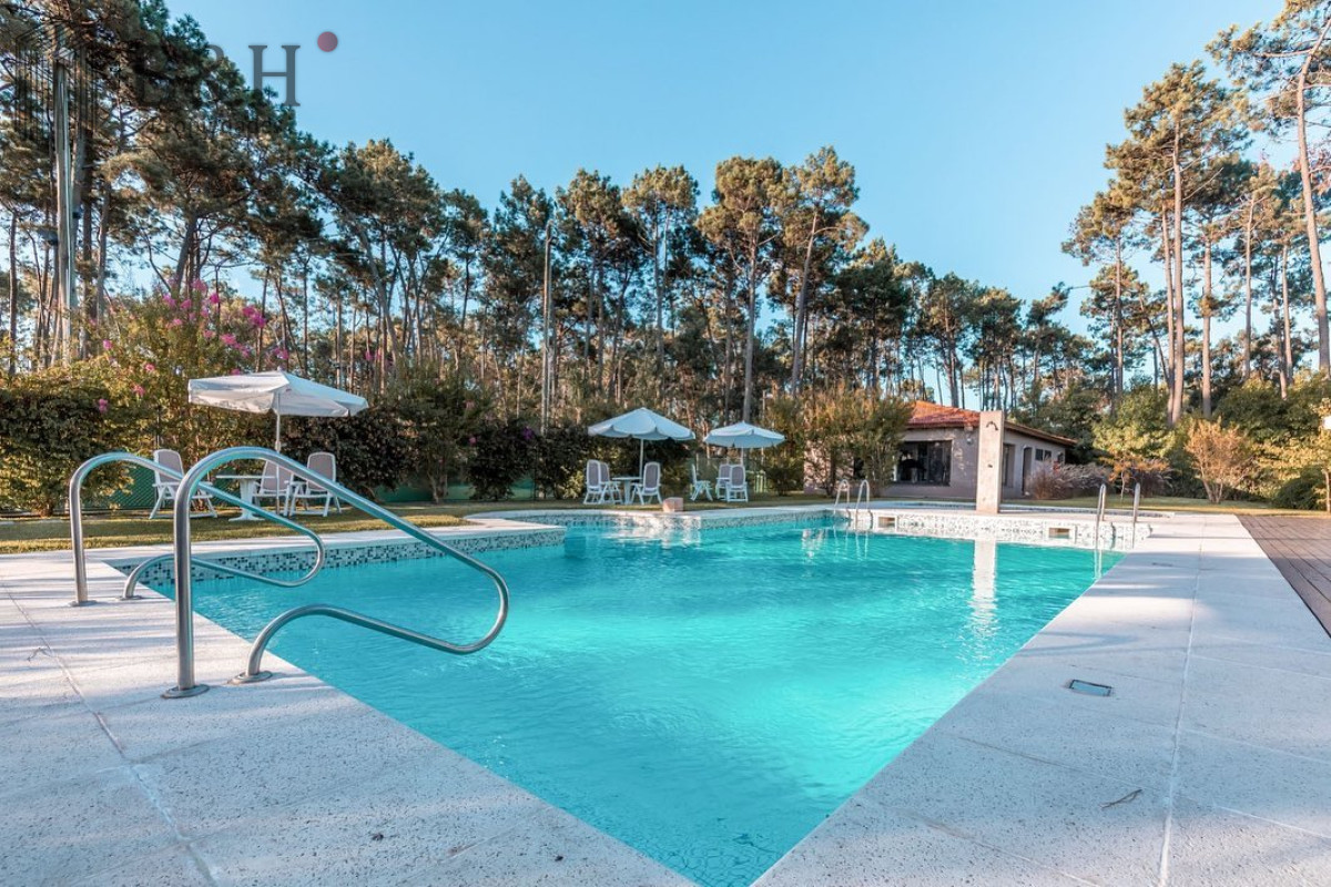 Casa ID.4513 - Casa en venta en Barrio privado