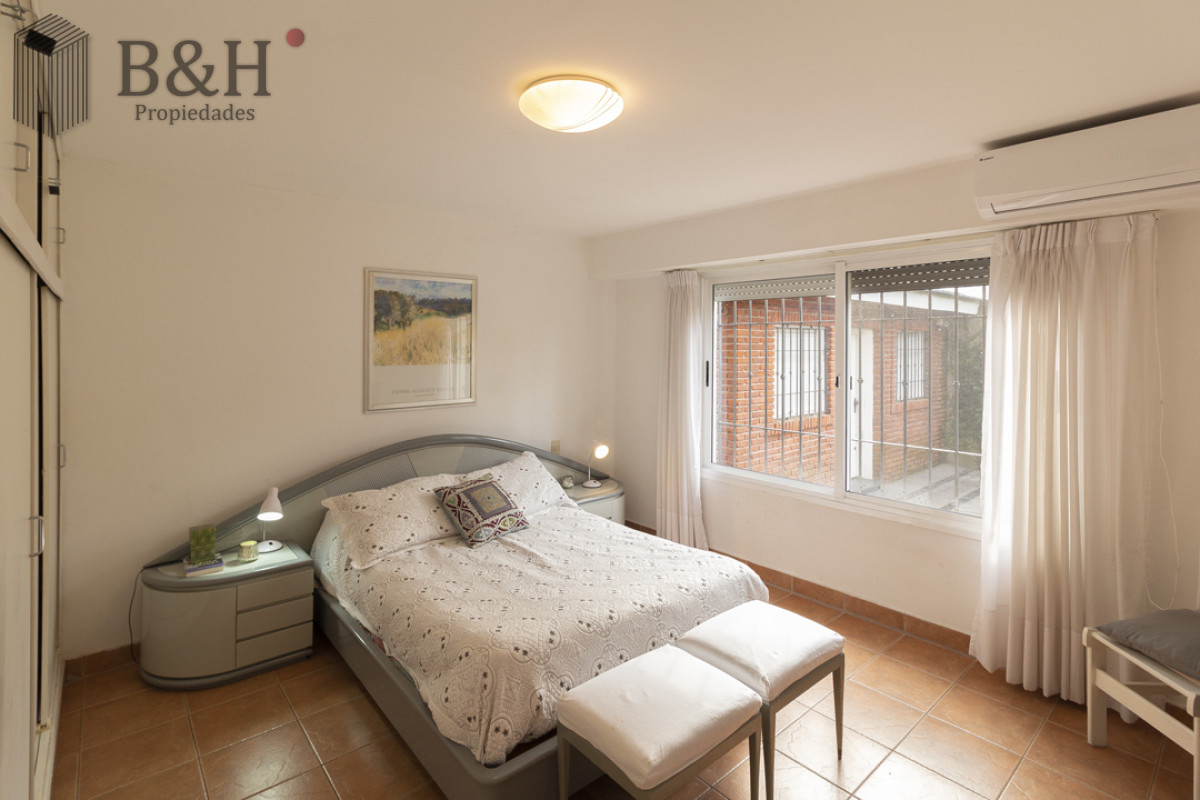 Casa ID.5412 - Casa 4 dormitorios en Venta, Alquiler anual y de verano