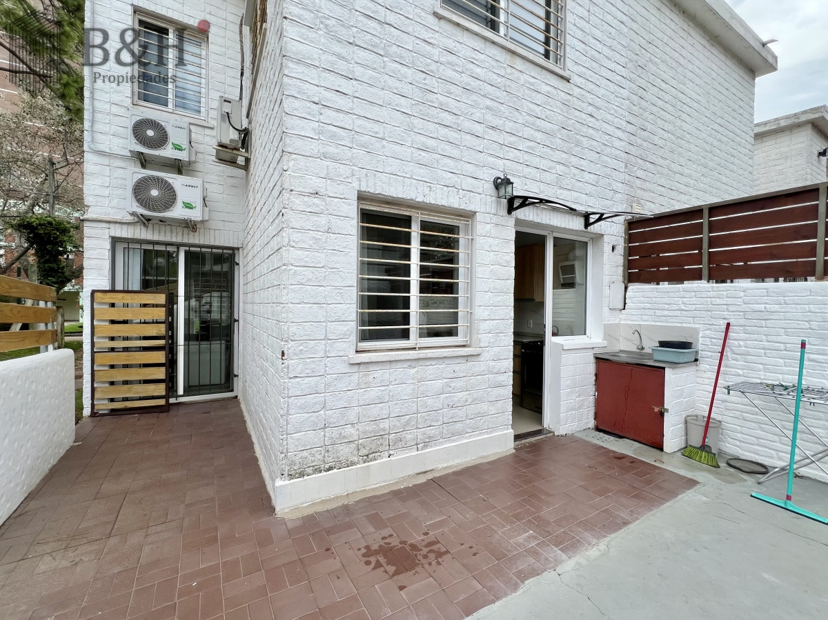 Casa ID.7975 - Casa Alquiler Anual 2 dormitorios Playa Mansa 